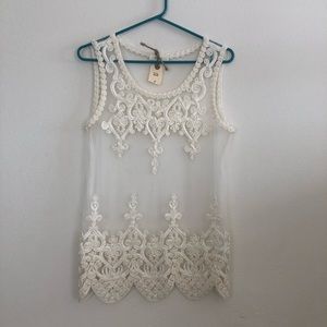Pronto NWT Lace Embroidered Tank